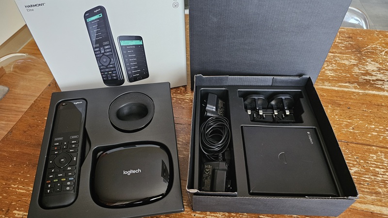 Mercatino_LogitechHarmonyElite.jpg